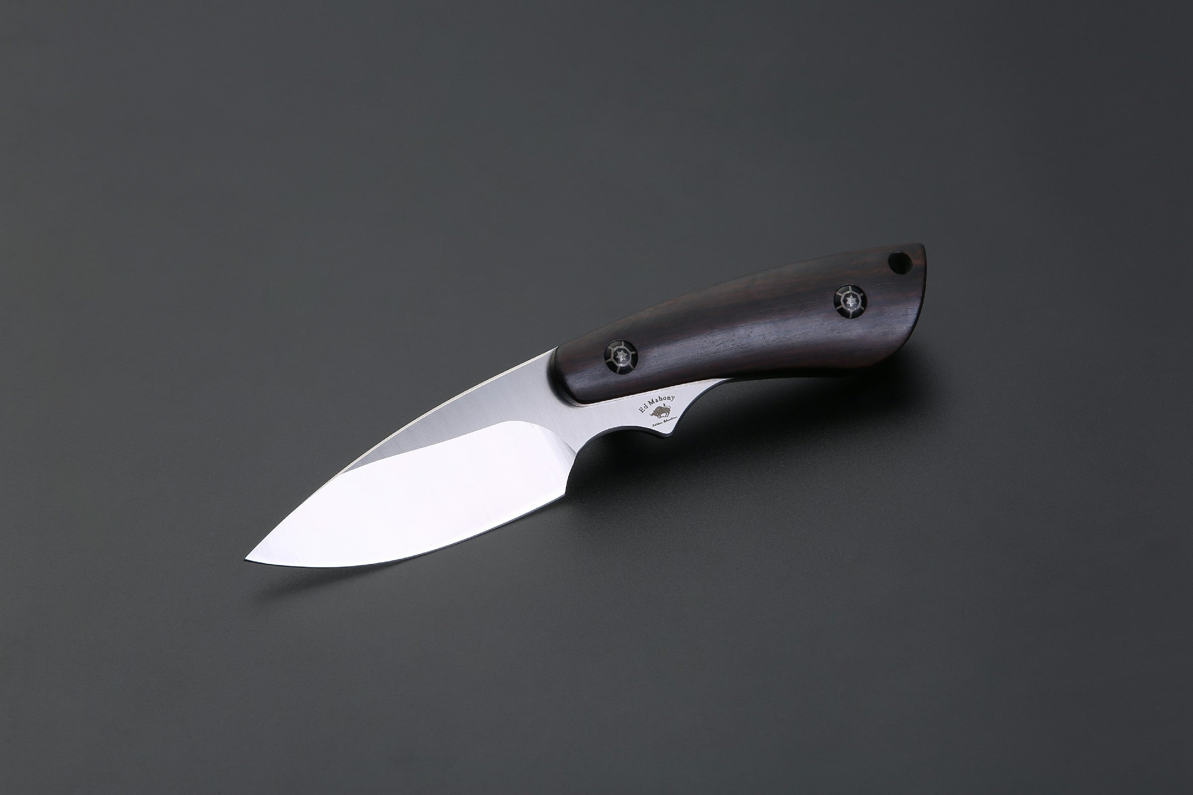 PUMA IP / Ed Mahony knight hunter, Ebenholz, D2 Stahl, outdoor version ohne Zeichnung, ohne Daumenriffelung ED MAHONY