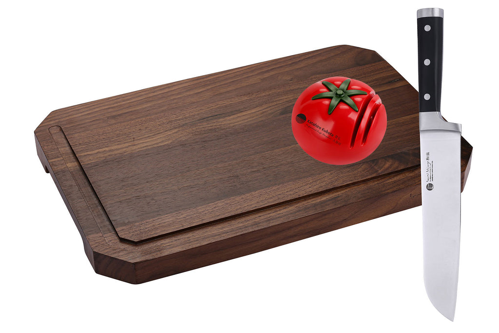 IZUMI ICHIAGO Schneidebrett mit Santokumesser und Tomato Schleifstein, Maße: 45x30x3,5cm / 3,0 kgs aus Amerikanischem Walnußholz, mit Leinen-Öl behandelt IZUMI ICHIAGO