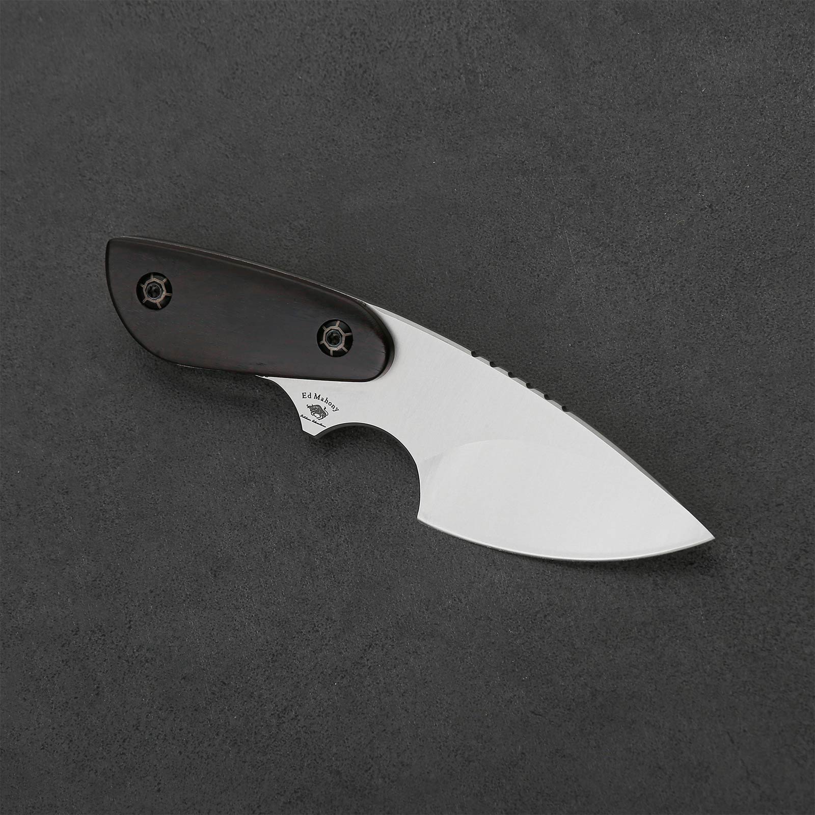 PUMA IP / Ed Mahony Kleiner Keiler, Ebenholz, mit Kydexscheide Halskette ED MAHONY