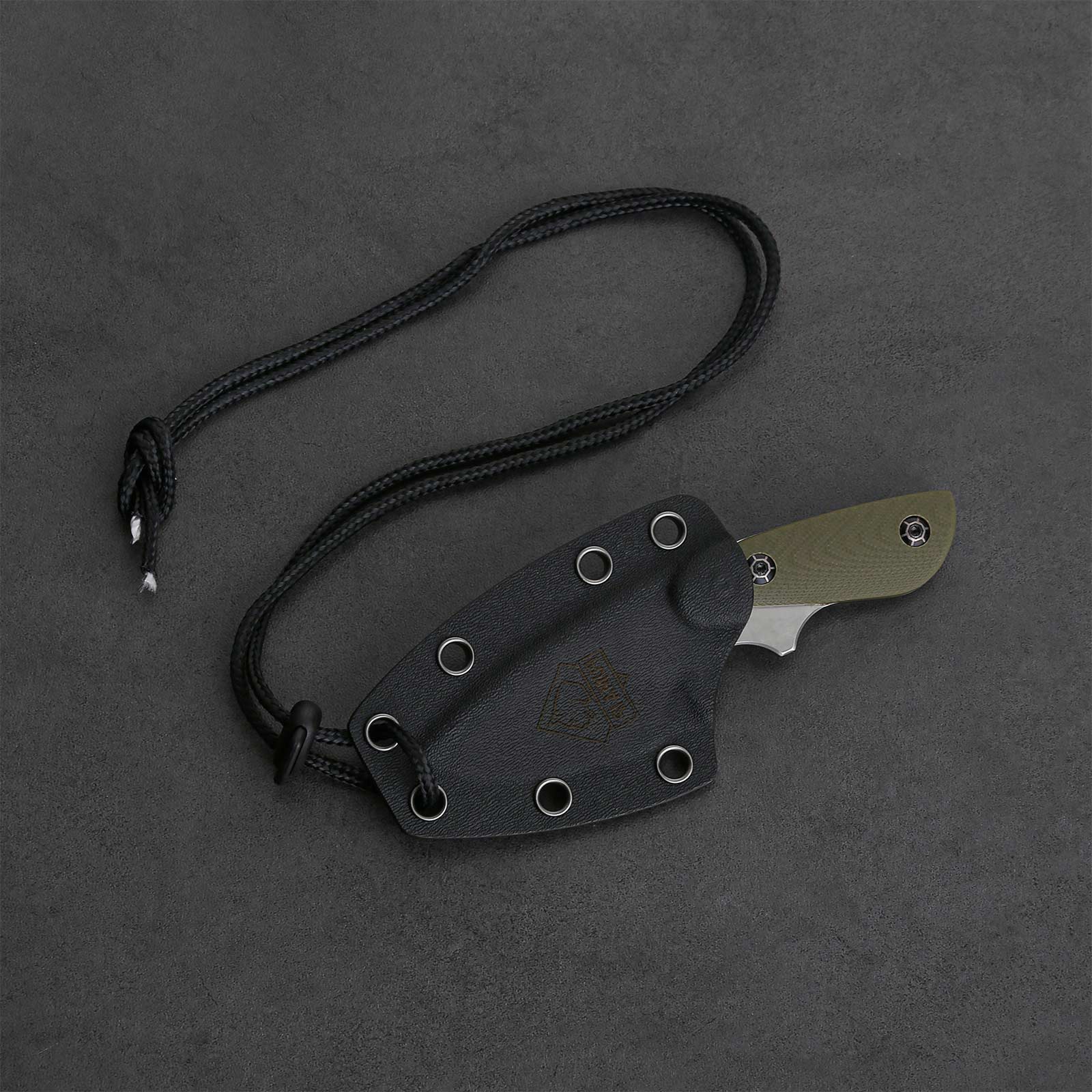 PUMA IP/ Ed Mahony  Kleiner Keiler, G10 grün Glasfaser Karbon, mit Kydexscheide Halskette ED MAHONY